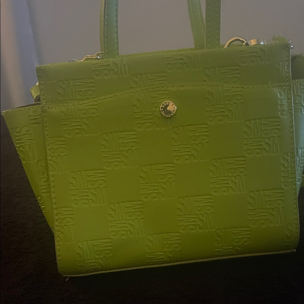 Steve Madden Vibrant Lime Crossbody Bag - Picture 2 of 5